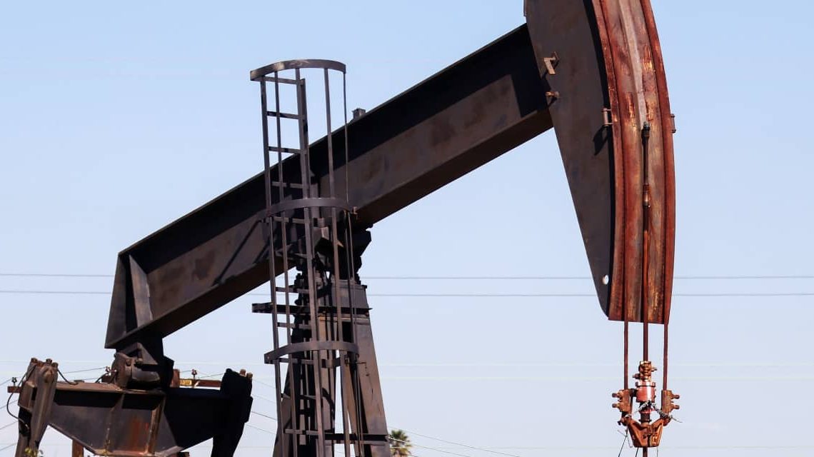 Oil prices stretch loss to a 4th session in a row to settle at lowest since July