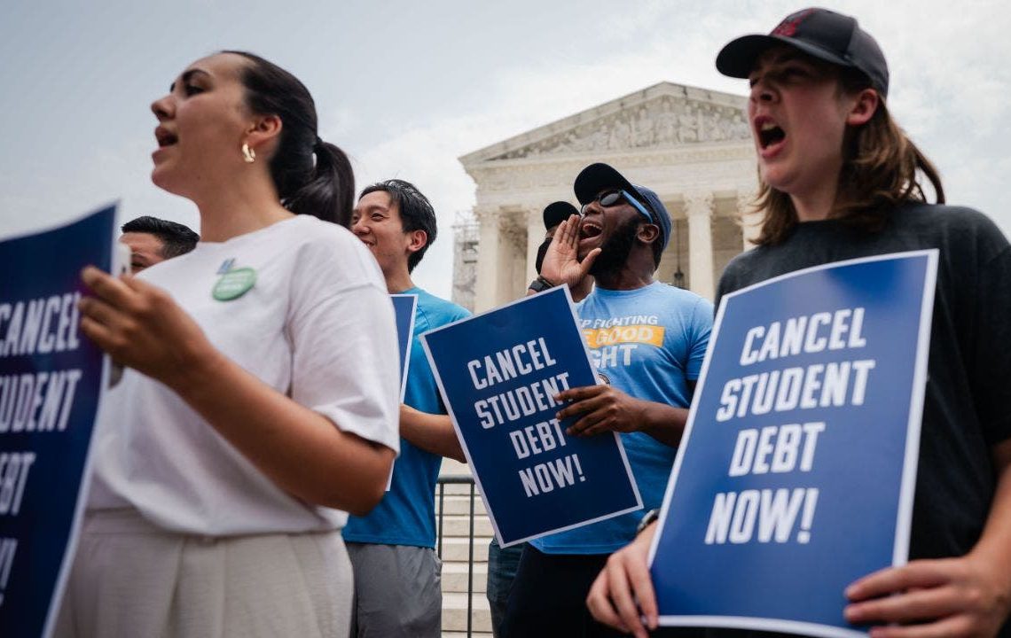 Some student loan borrowers refusing to pay out of protest