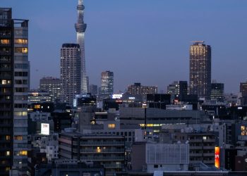 Wall Street firms catch up to Buffett enthusiasm on Japan as Nikkei keeps hitting records