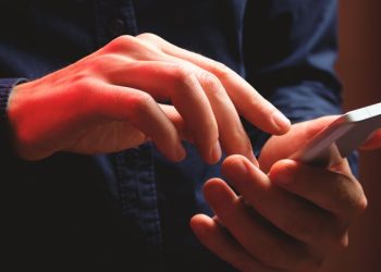 House Democrats propose crackdown on fake, AI-generated robocalls