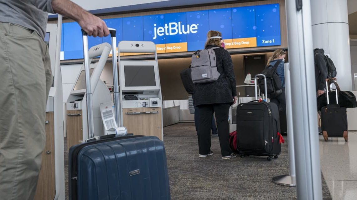 JetBlue Beats Earnings, Revenue Estimates. Why the Stock Is Falling.