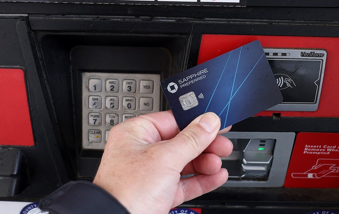 Student loan payments may be to blame for a spike in credit card delinquencies