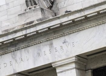 Inspector general clears two former regional Fed presidents in probe of pandemic trades