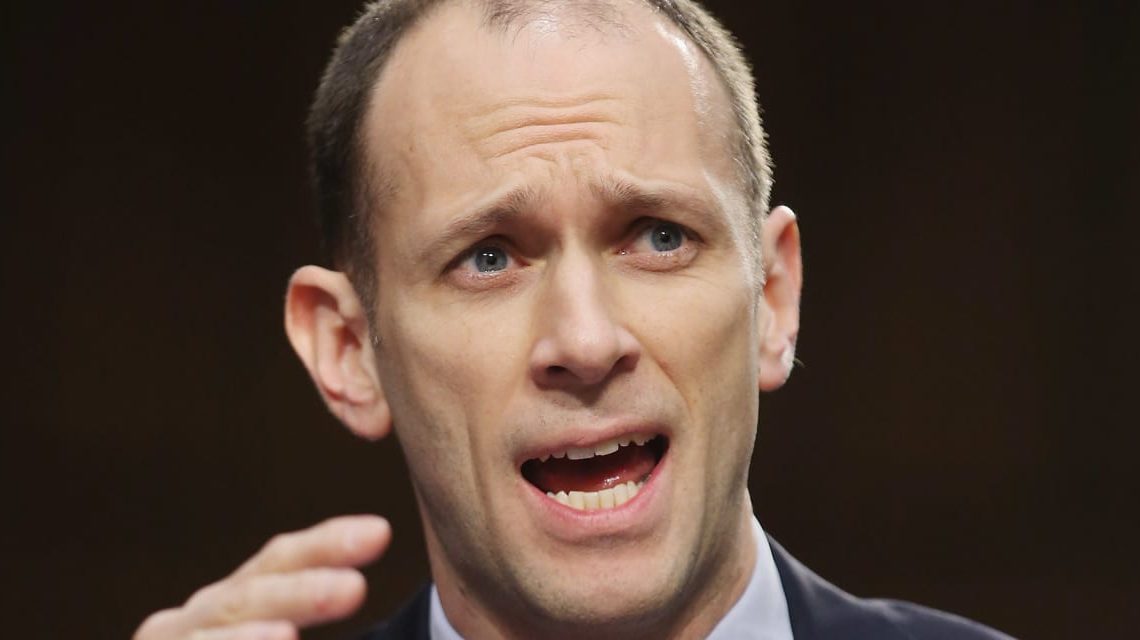 Goolsbee says it’s too soon to determine when Fed will cut interest rates