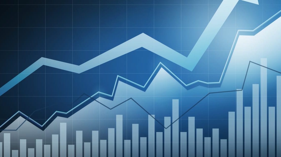 This fund manager stopped worrying about economics. Now he is outperforming the stock market.