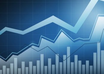 This fund manager stopped worrying about economics. Now he is outperforming the stock market.