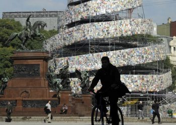 Fed plans to keep interest rates high through the spring — no doubt about it