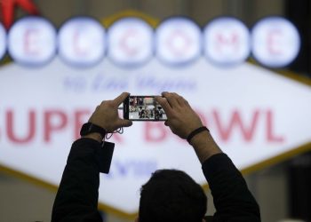 Las Vegas hopes to hit the jackpot with the Super Bowl