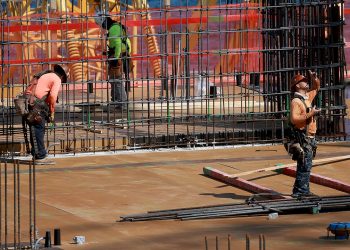 Private sector job growth cools sharply in January to 107,000, worse than expected: ADP