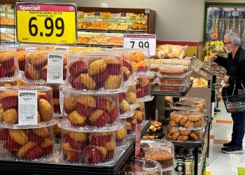 Wholesale inflation unexpectedly accelerates to highest level since September