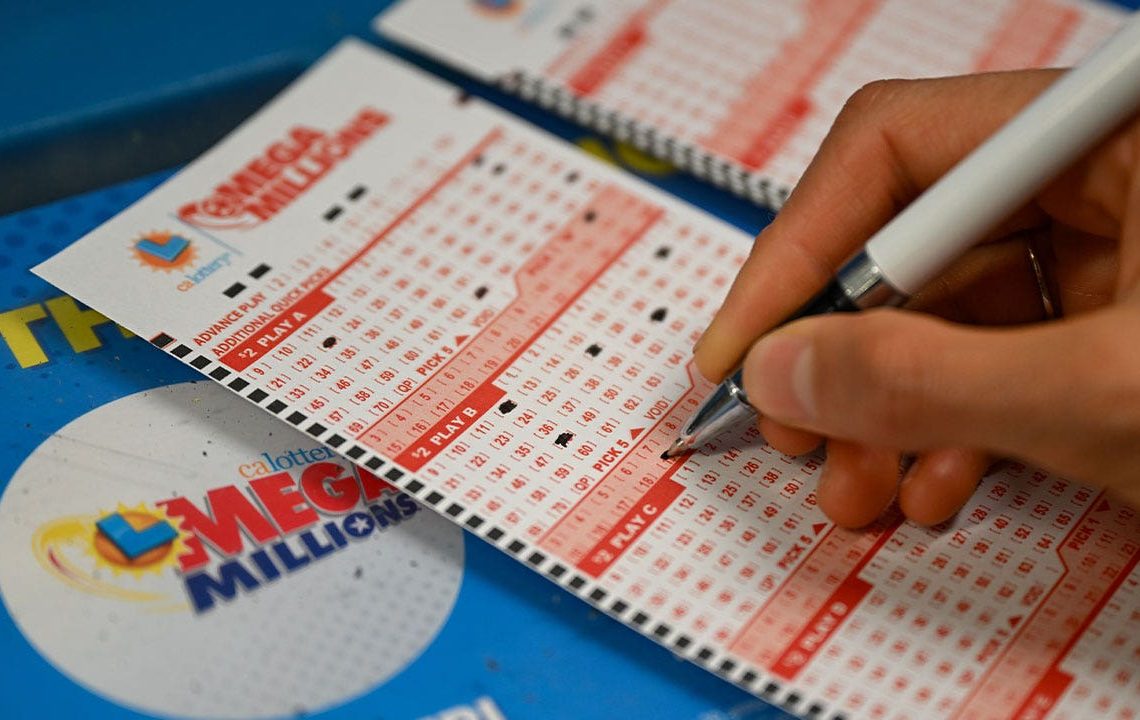 Mega Millions jackpot grows to $1.1B after no grand prize win