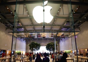 Apple laying off 614 California workers after scrapping electric car project