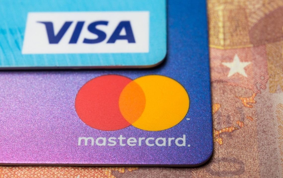 Judge rejects multibillion Visa, Mastercard settlement in swipe fee case
