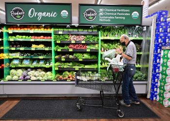 Wealthy Americans are anxious about making ends meet