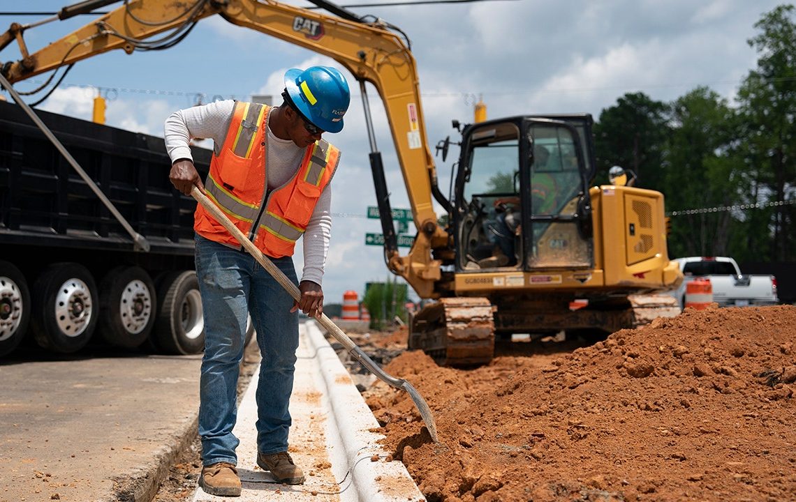 US job growth slows to 114K in July while unemployment unexpectedly jumps