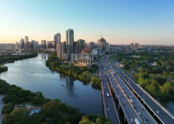 Free rent and free parking: Landlords are throwing in sweeteners