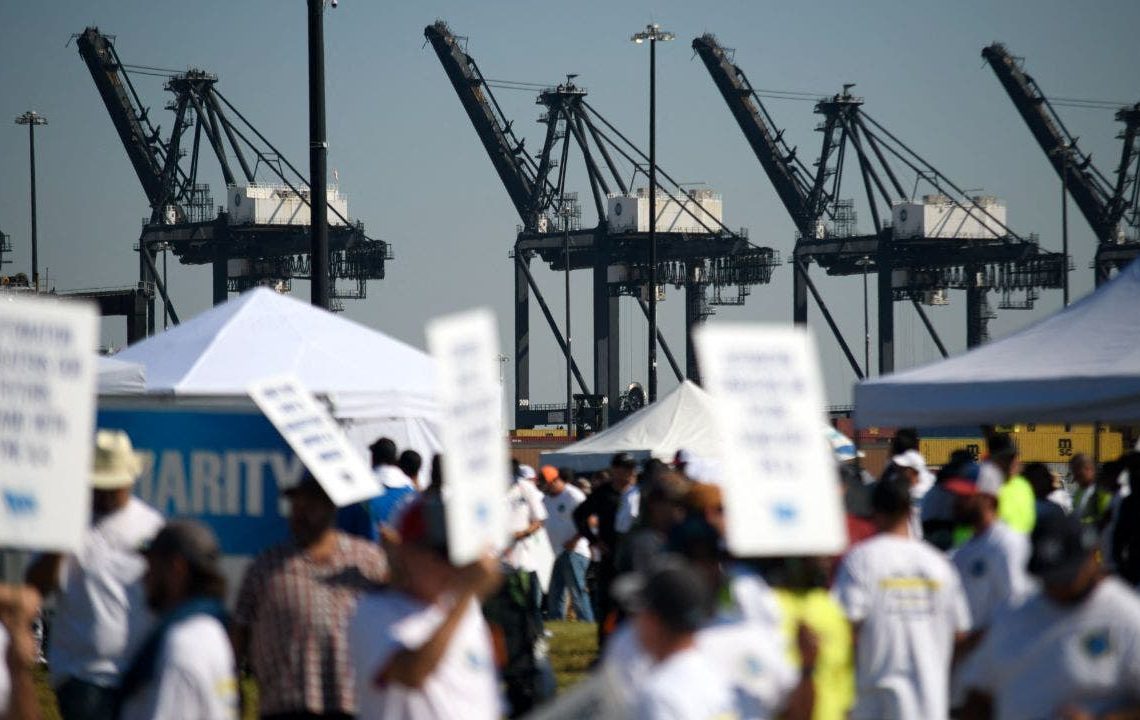 Port strike: distilled spirits exports and imports at risk says trade group