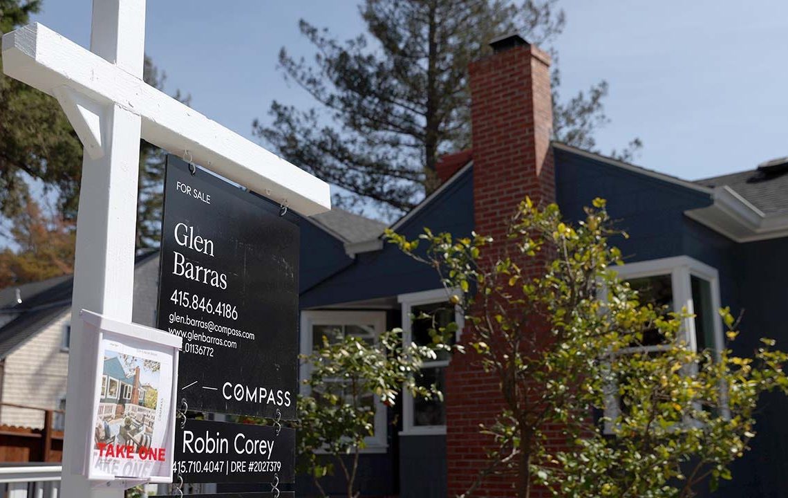 Mortgage rates rise after home sales jump in October