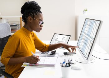 Top personal finance New Year's resolutions for 2025