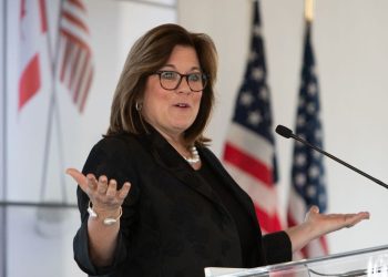 Chamber of Commerce CEO touts small business: 'State of American business is local'