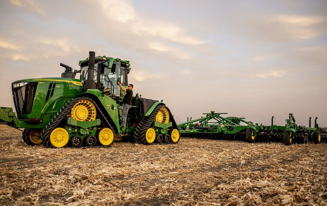 American farmers turning to AI to aid uncertain future