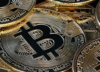 Trump's crypto czar decries government's lack of bitcoin 'long-term strategy'