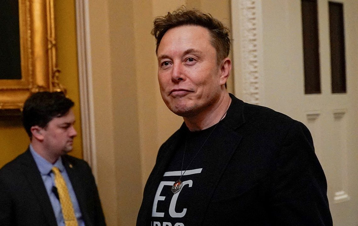 Elon Musk reassures Tesla workers with all-hands meeting, admits it 'feels like Armageddon'