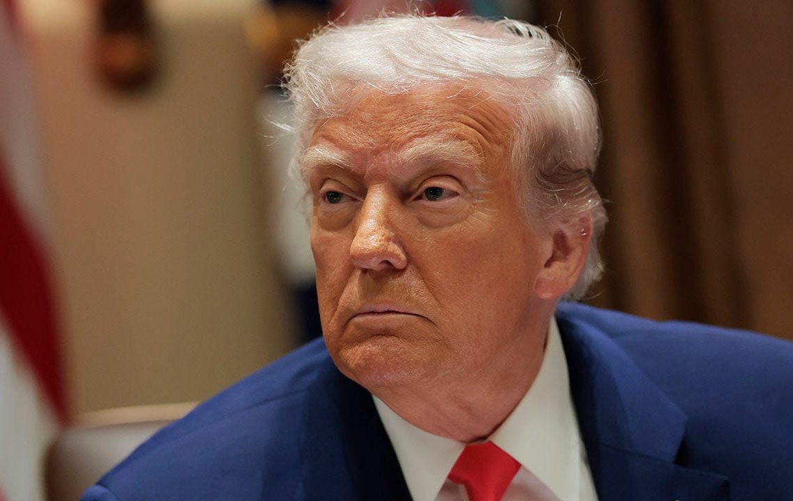 Powerful manufacturing association pens regulation rebalancing plan for Trump admin