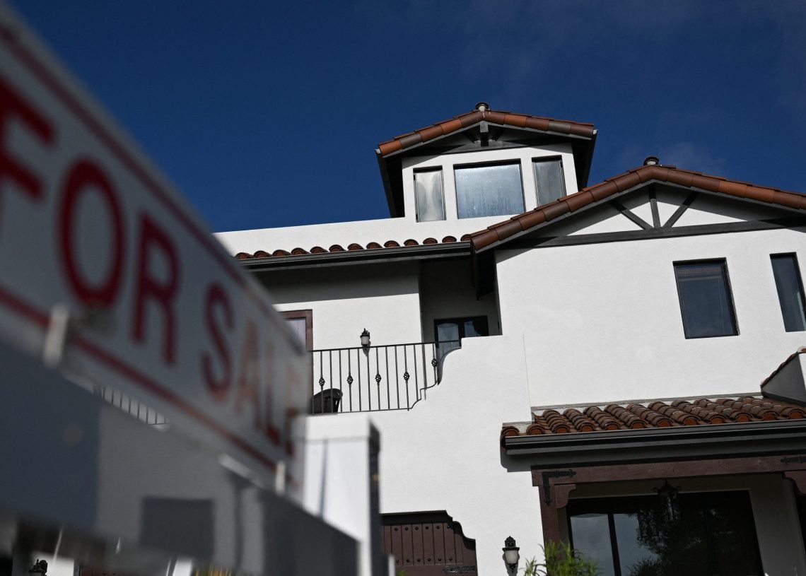 Mortgage rates jump as tariffs hit markets; biggest spike in nearly a year