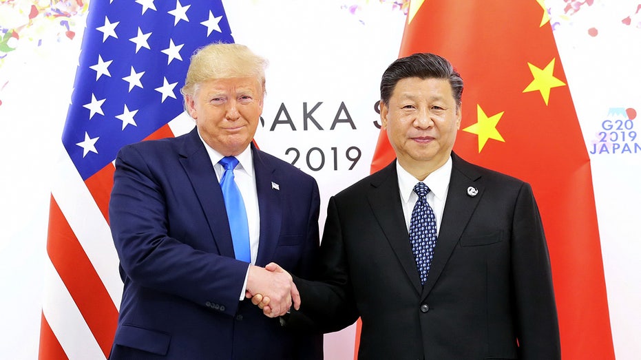 Trump and Xi shake hands