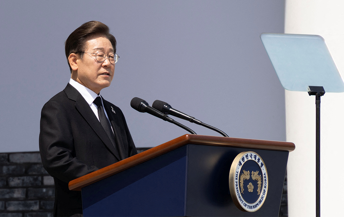 Trump, South Korea's new president agree to make a deal on tariffs that would satisfy both countries