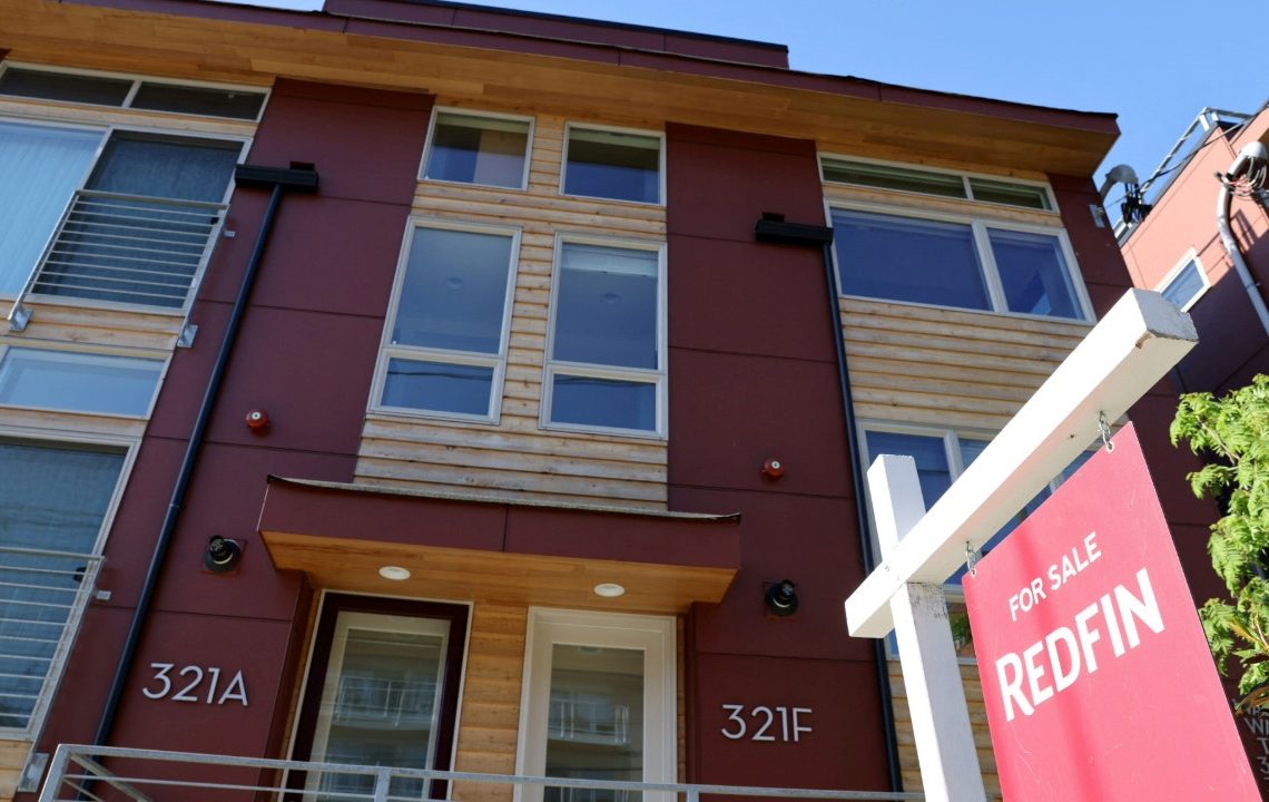 Mortgage rates fall for 4th straight week, lowest since early May