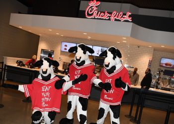 Chick-fil-A to open new location in Brooklyn, and 'cows will eat free'