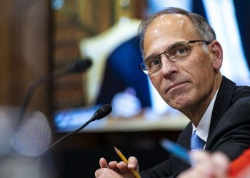 Leading economist issues stark recession warning for struggling US economy