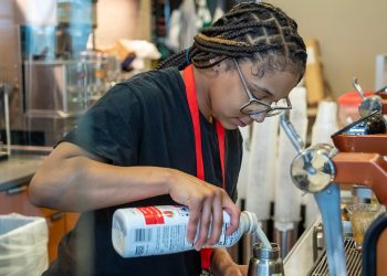 Starbucks CEO sets new time goal for baristas making your order