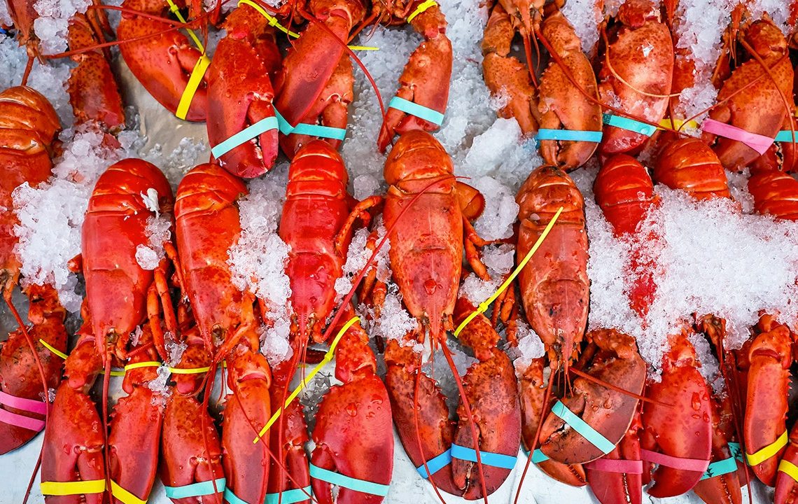 $400k shipment of live lobsters hijacked en route to Midwest Costco locations