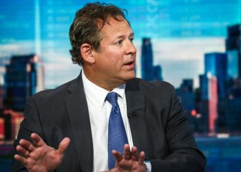 Trump to interview BlackRock's Rick Rieder for Fed chair role