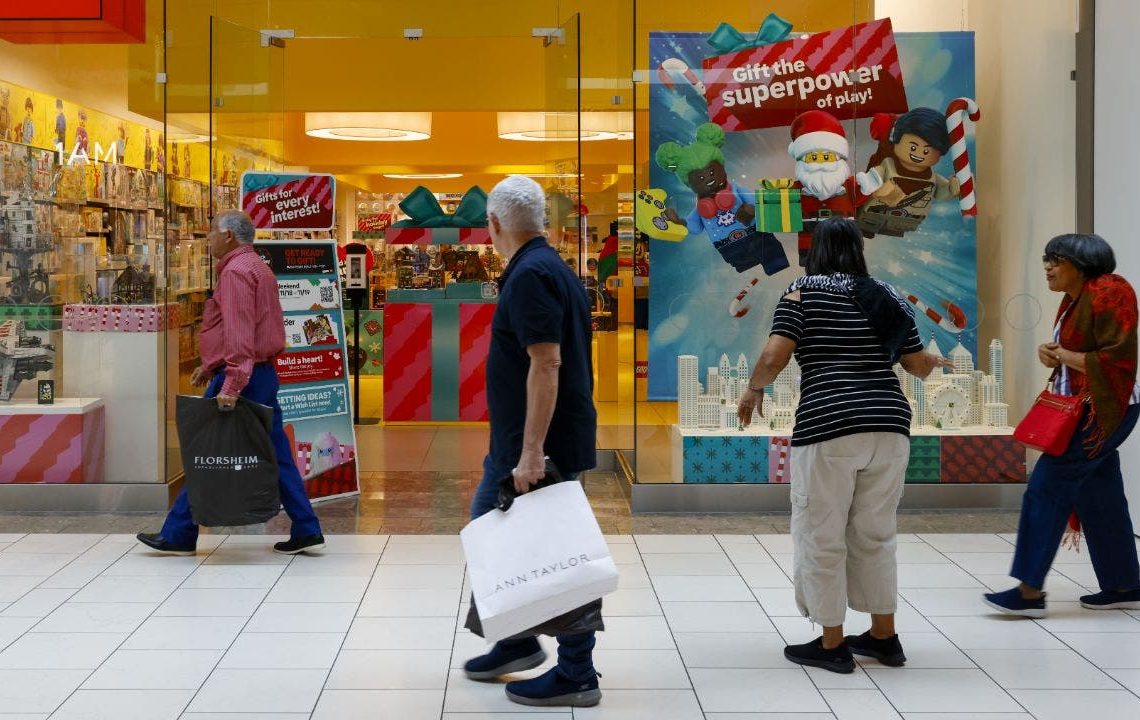 US economy grew slower than expected in fourth quarter