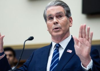 Bessent torches Democrat's ‘sanctions relief’ claims, calls $14B Iran/Russia charge a DNC talking point