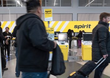 Trump says he wants 'somebody' to buy Spirit Airlines, opposes United-American merger
