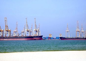 Oil prices plunge after Iran says Strait of Hormuz open for commercial shipping traffic