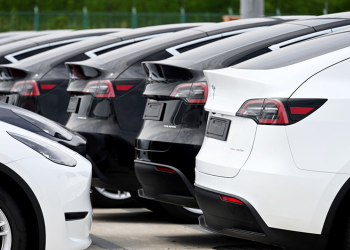 Tesla recalls more than 218K vehicles over rearview image issue that poses crash risk