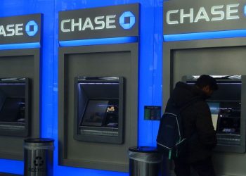 Officials warn of banking spoof callers draining customers' accounts